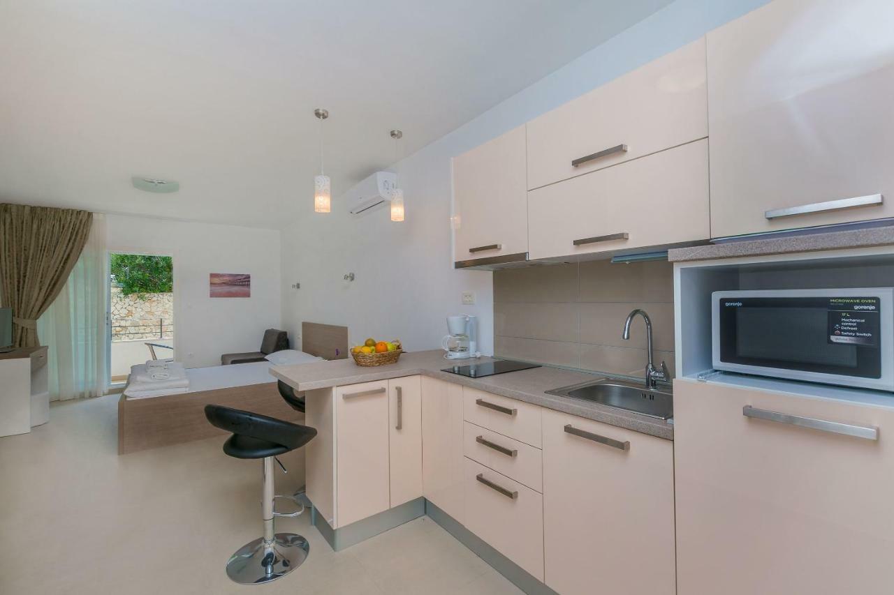 Apartments Villa Aquamarine Duće 외부 사진