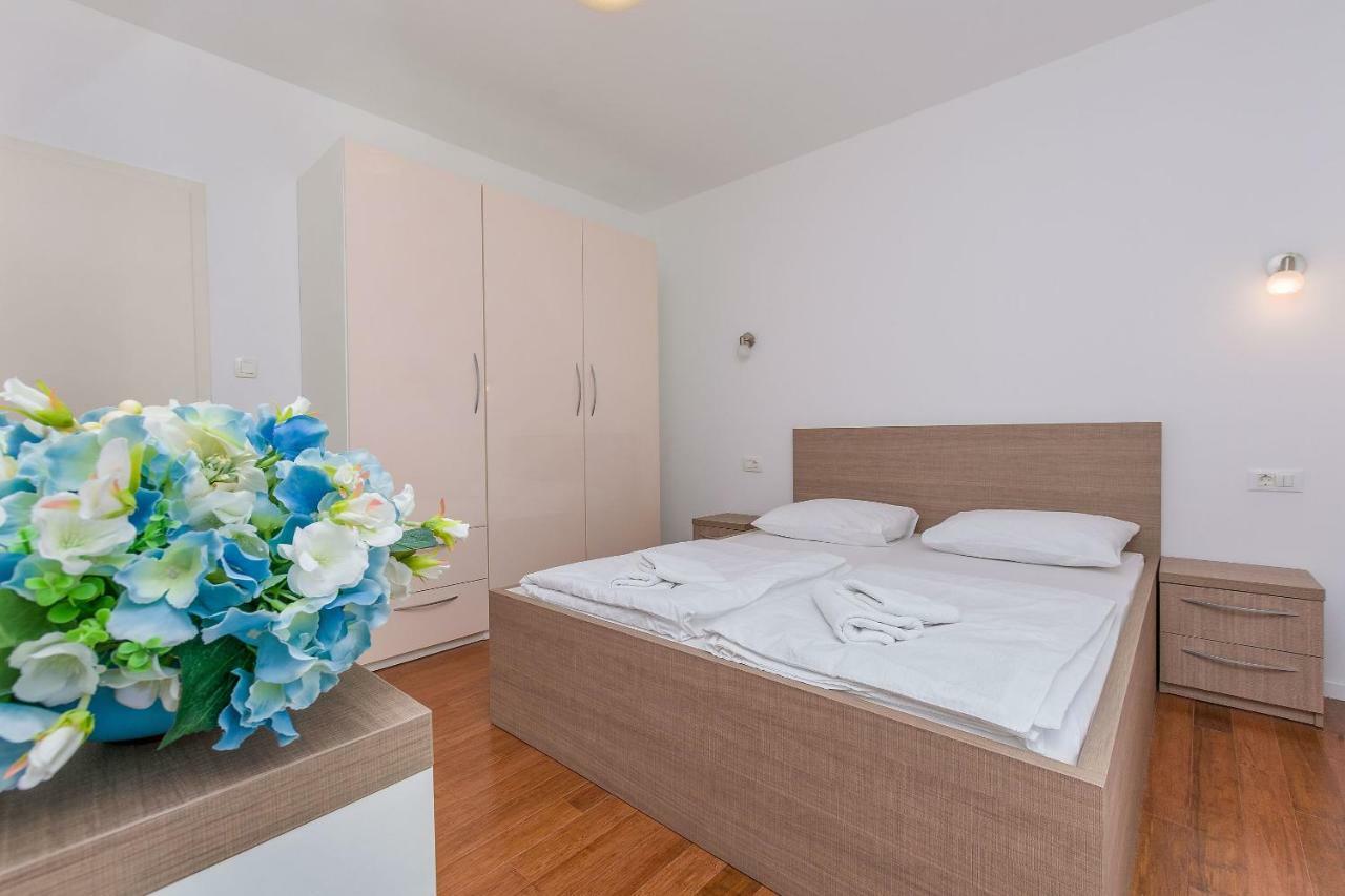 Apartments Villa Aquamarine Duće 외부 사진