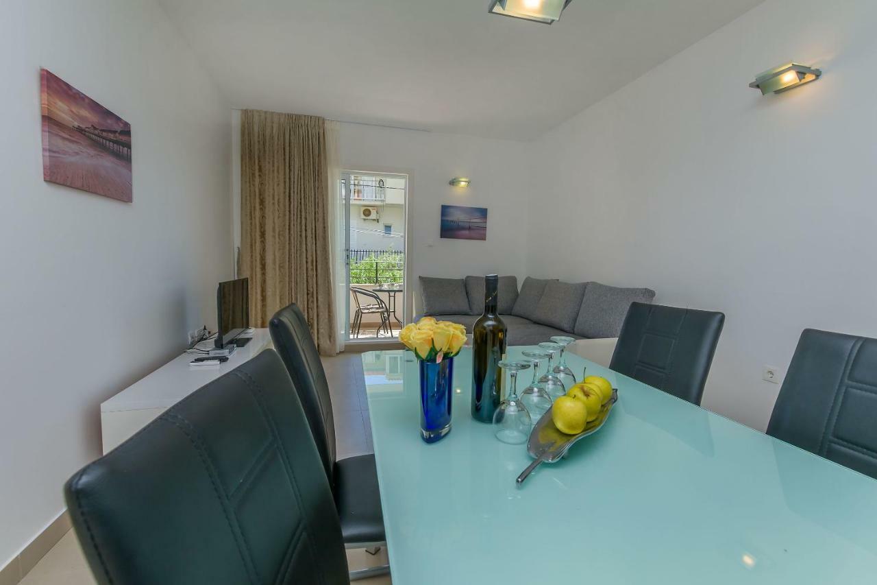 Apartments Villa Aquamarine Duće 외부 사진