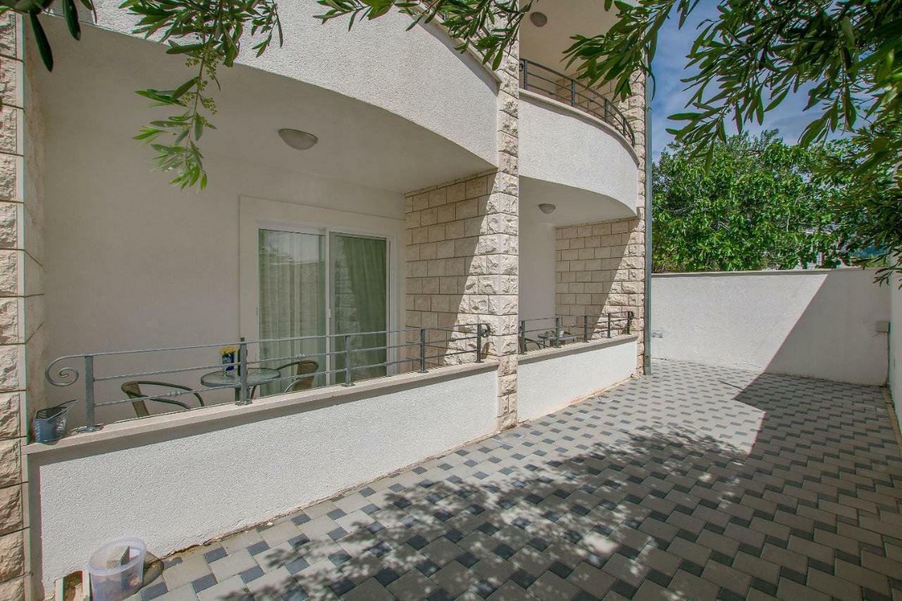 Apartments Villa Aquamarine Duće 외부 사진