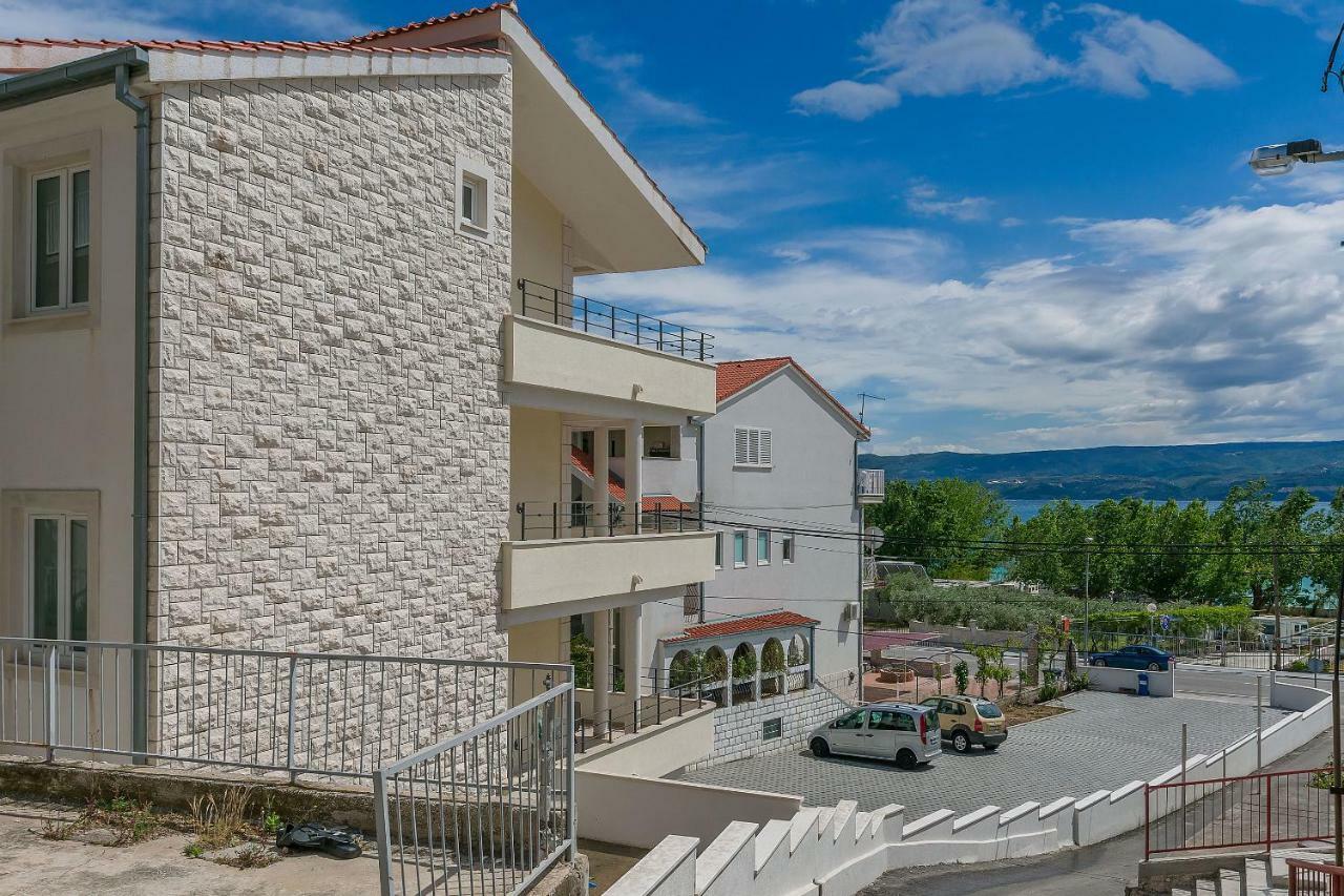 Apartments Villa Aquamarine Duće 외부 사진