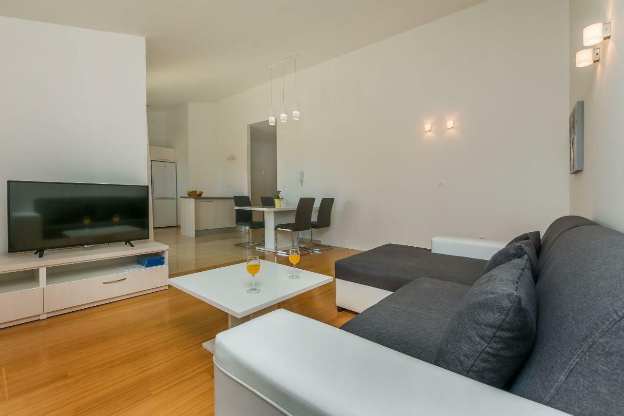 Apartments Villa Aquamarine Duće 외부 사진